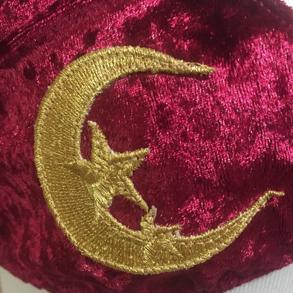 Urban Outfitters Crushed Red Velvet Moon Bra - Picture 4 of 6